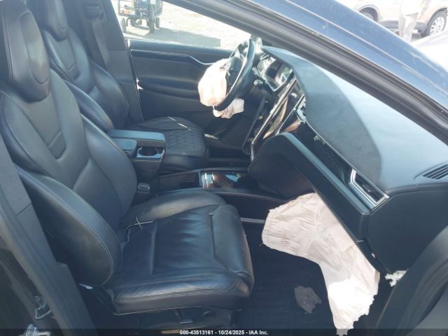 2016 TESLA MODEL X 5YJXCBE26GF025153 Photo 4