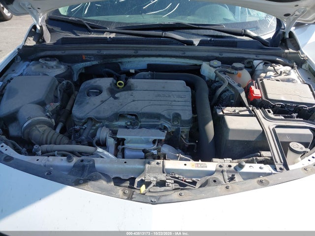 1G1ZG5ST9PF154522 Chevrolet Malibu Fwd Rs