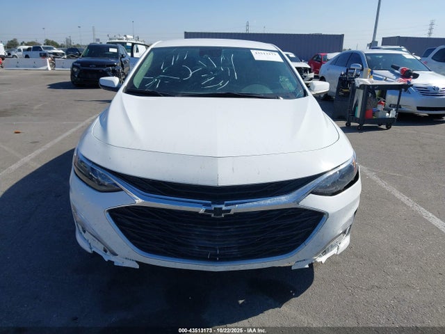 1G1ZG5ST9PF154522 Chevrolet Malibu Fwd Rs