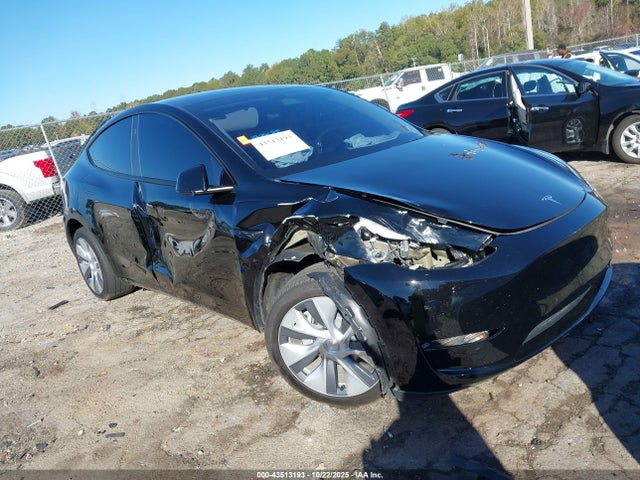 2023 TESLA MODEL Y 7SAYGDEE1PA187657 Photo 0
