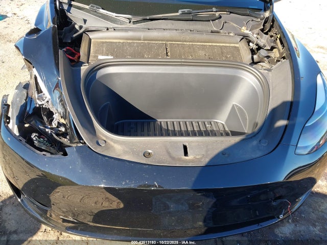 2023 TESLA MODEL Y 7SAYGDEE1PA187657 Photo 9