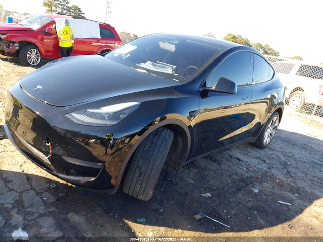2023 TESLA MODEL Y 7SAYGDEE1PA187657 Photo 1