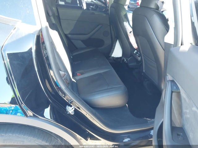 2023 TESLA MODEL Y 7SAYGDEE1PA187657 Photo 7
