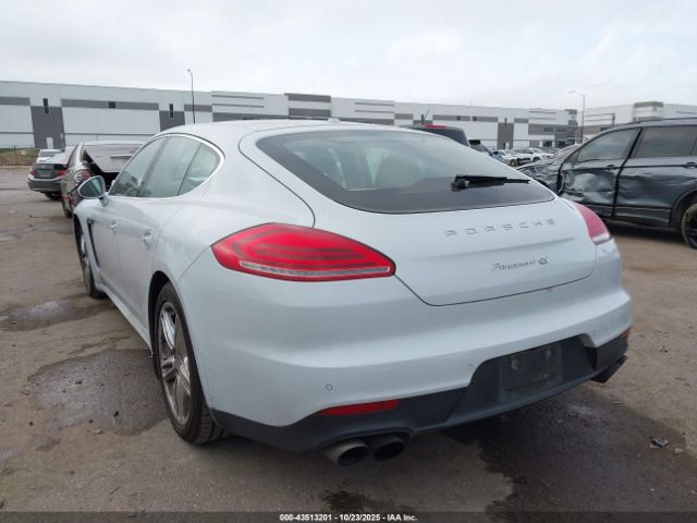 2016 PORSCHE PANAMERA WP0AB2A70GL050332 Photo 2