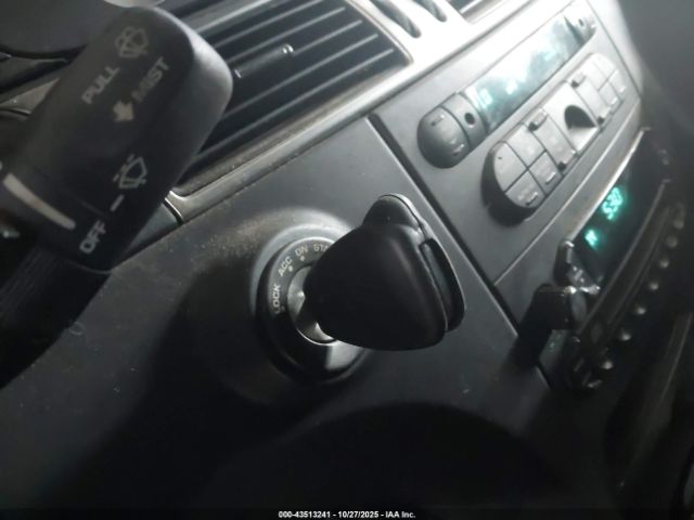 2004 CHRYSLER PACIFICA 2C8GM68454R379536 Photo 10