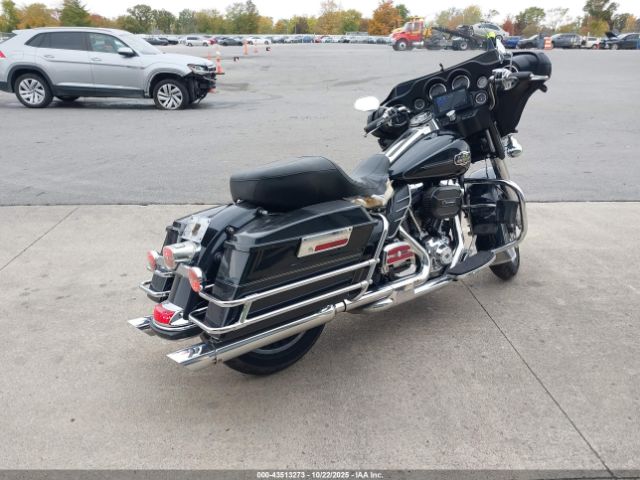 2013 HARLEY-DAVIDSON FLHTCU 1HD1FCM12DB640842 Photo 3