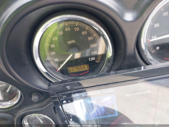 2013 HARLEY-DAVIDSON FLHTCU 1HD1FCM12DB640842 Photo 6