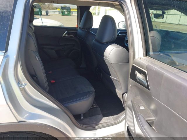 2024 MITSUBISHI OUTLANDER JA4J3VA8XRZ081976 Photo 7