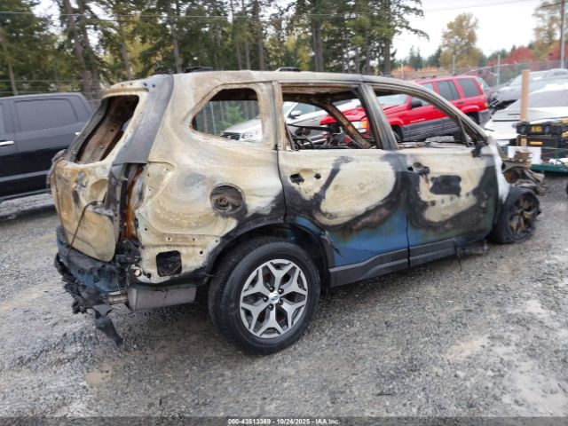 2020 SUBARU FORESTER JF2SKAJC8LH416306 Photo 3