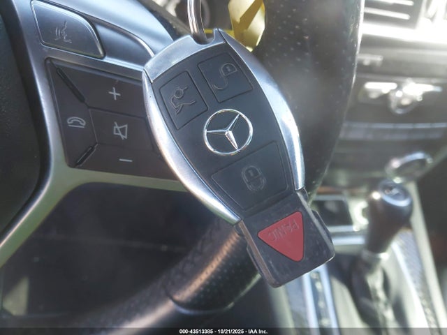 Продажа на аукционе авто 2012 Mercedes-benz C 250 Luxury/sport, vin: WDDGF4HB1CR223129, номер лота: 43513385