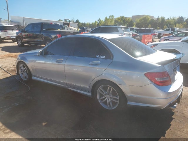 Продажа на аукционе авто 2012 Mercedes-benz C 250 Luxury/sport, vin: WDDGF4HB1CR223129, номер лота: 43513385