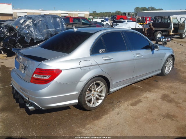 Продажа на аукционе авто 2012 Mercedes-benz C 250 Luxury/sport, vin: WDDGF4HB1CR223129, номер лота: 43513385