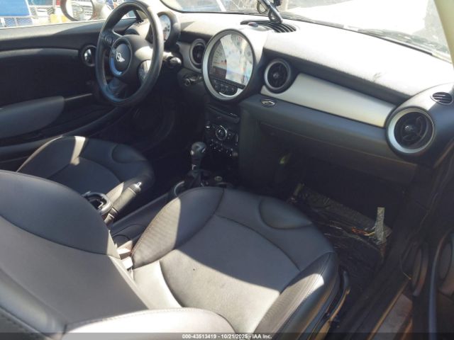 2012 MINI COOPER WMWSU3C52CT541816 Photo 4