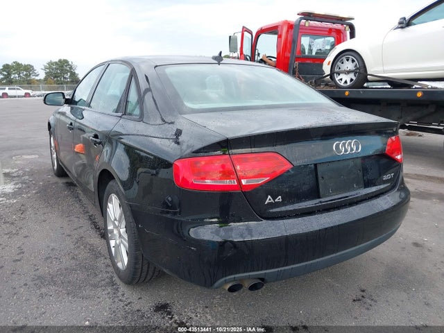 2011 AUDI A4 WAUAFAFL8BN044566 Photo 2