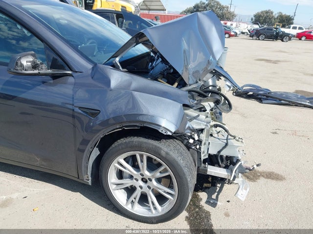 2021 TESLA MODEL Y 5YJYGDEE2MF091449 Photo 5