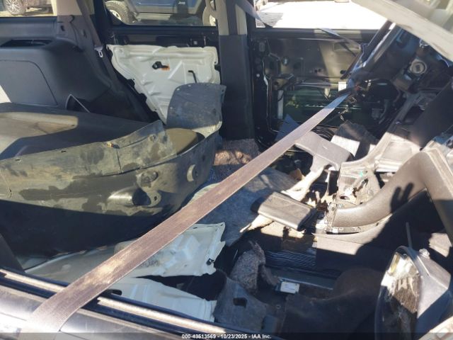 2012 CADILLAC ESCALADE 1GYS4CEF8CR248471 Photo 4