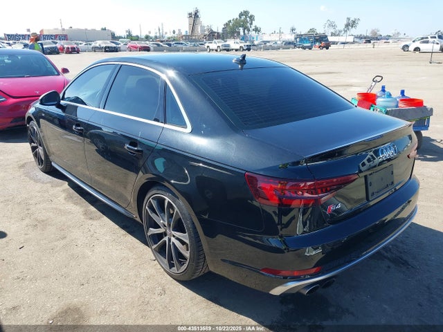 2018 AUDI S4 WAUC4AF47JA091522 Photo 2