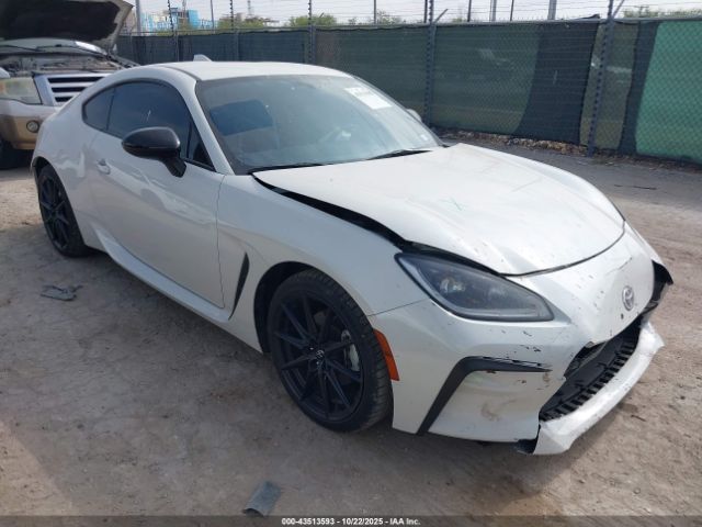 2024 TOYOTA GR86 JF1ZNBE14R8757395