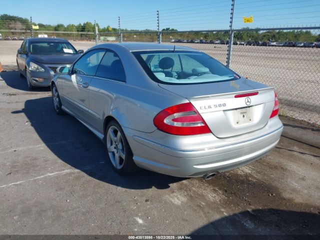 2005 MERCEDES-BENZ CLK 500 WDBTJ75J35F131611 Photo 2