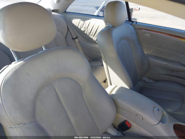 2005 MERCEDES-BENZ CLK 500 WDBTJ75J35F131611 Photo 7