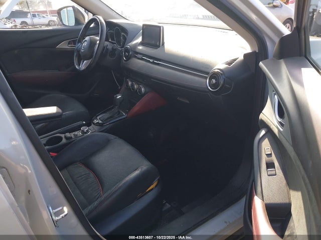 2016 MAZDA CX-3 JM1DKBD72G0110492 Photo 4