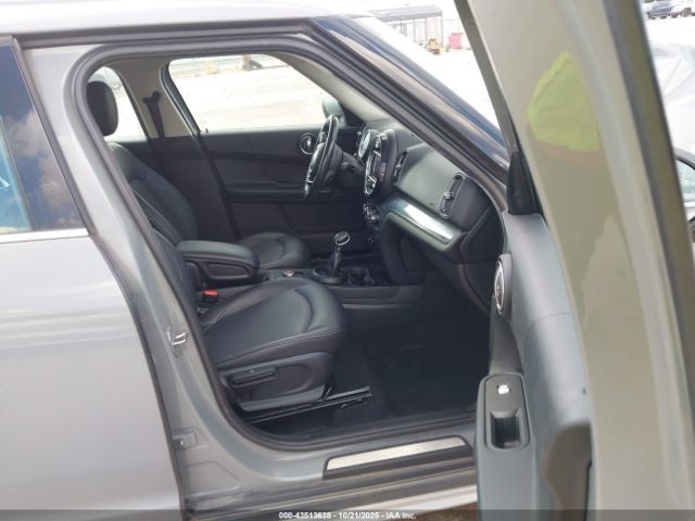 2019 MINI COUNTRYMAN WMZYS7C56K3F45217 Photo 4