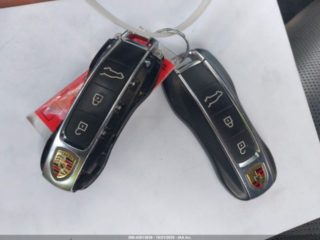 2019 PORSCHE CAYENNE WP1AA2AY4KDA17024 Photo 10