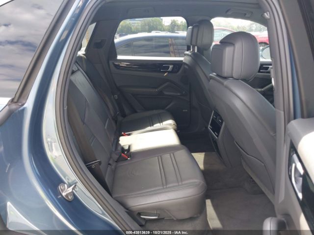 2019 PORSCHE CAYENNE WP1AA2AY4KDA17024 Photo 7