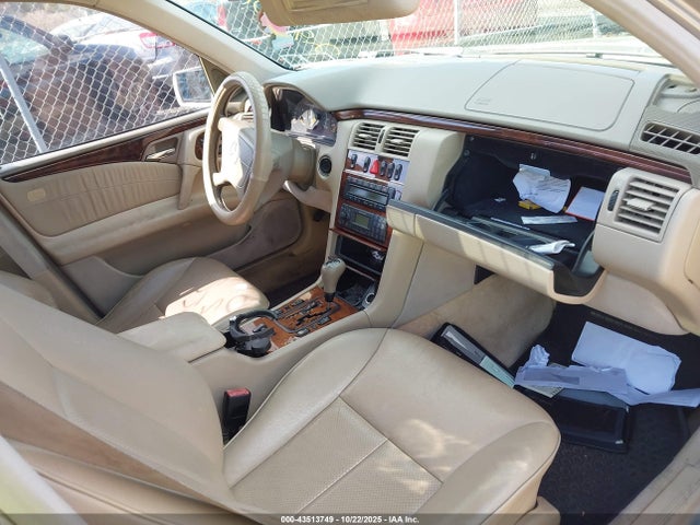 Продажа на аукционе авто 1999 Mercedes-benz E 320 Awd, vin: WDBJF82H8XX021943, номер лота: 43513749