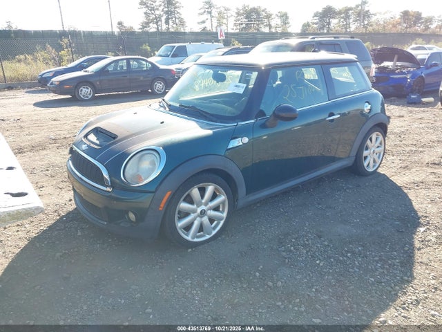 2008 MINI COOPER S WMWMF73548TT86896 Photo 1