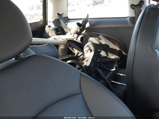 2008 MINI COOPER S WMWMF73548TT86896 Photo 7