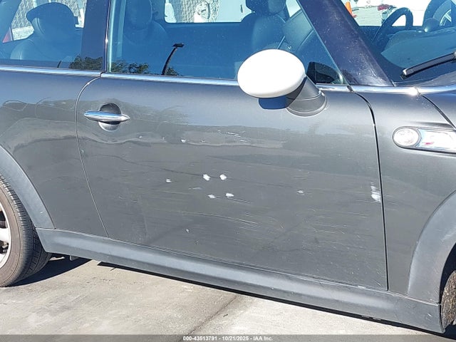 2011 MINI COOPER S WMWSV3C53BTY21899 Photo 5