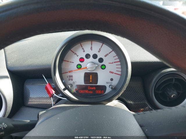 2011 MINI COOPER S WMWSV3C53BTY21899 Photo 6