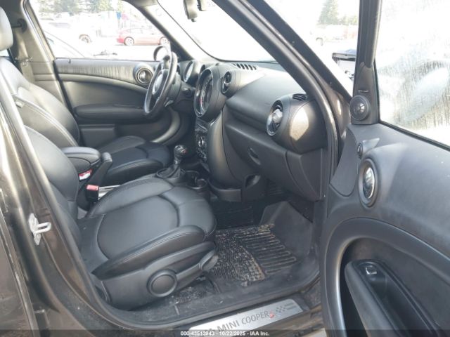 2016 MINI COUNTRYMAN WMWZC5C52GWU03209 Photo 4