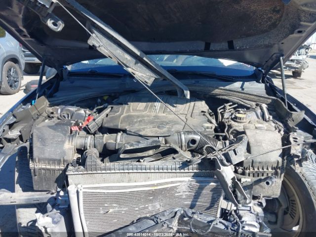 2017 JAGUAR F-PACE SADCS2BV8HA067631 Photo 9