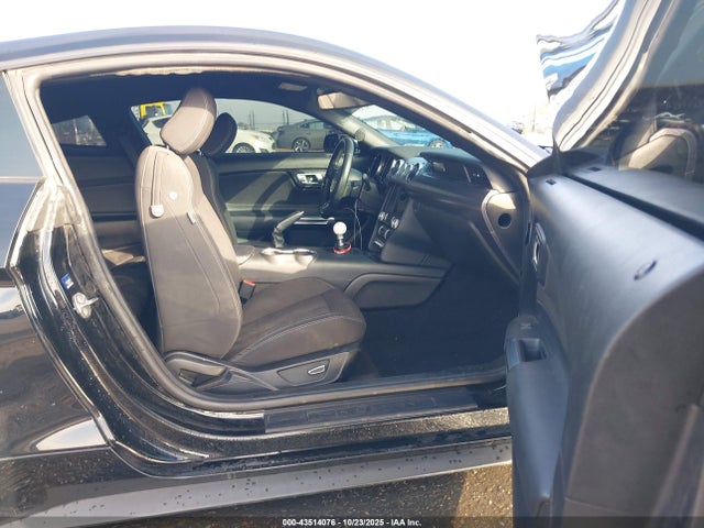 43514076 :رقم المزاد ، 1FA6P8TH4K5106274 vin ، 2019 Ford Mustang Ecoboost مزاد بيع