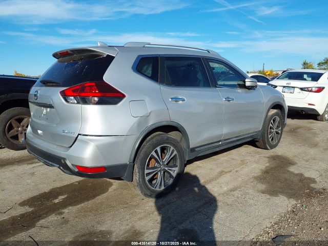 2018 NISSAN ROGUE JN8AT2MV2JW318024 Photo 3