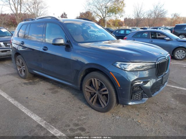 2022 BMW X7 5UXCW2C06N9M25193
