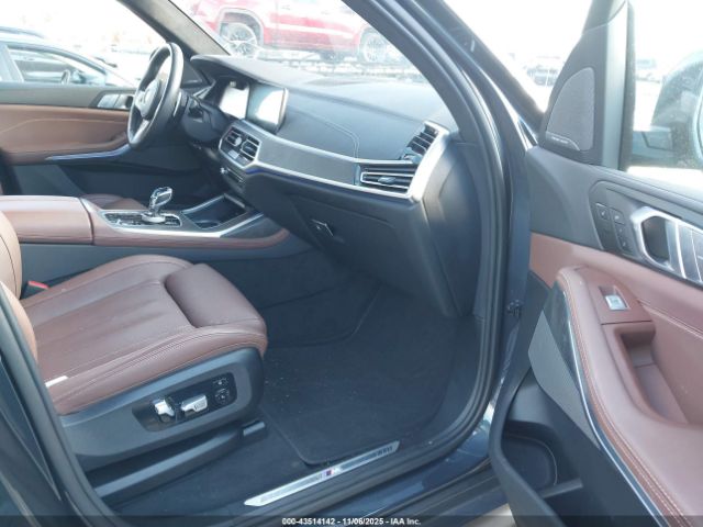 2022 BMW X7 5UXCW2C06N9M25193 Photo 4