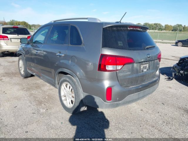 2014 KIA SORENTO 5XYKT3A68EG550326 Photo 2