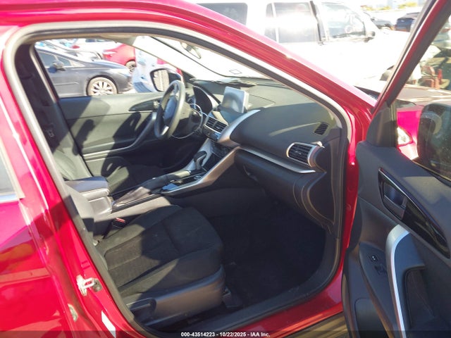 2018 MITSUBISHI ECLIPSE CROSS JA4AT4AA7JZ050878 Photo 4