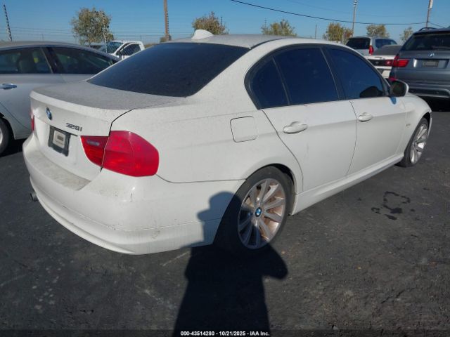 2011 BMW 328I WBAPH5G53BNM77885 Photo 3