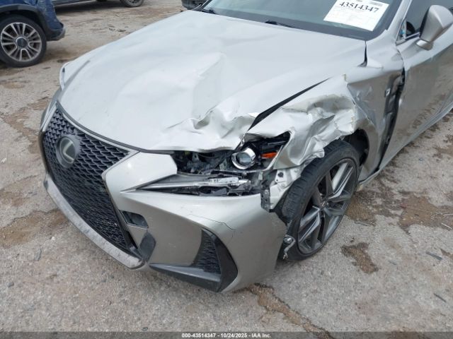 2017 LEXUS IS 200T JTHBA1D22H5046627 Photo 5