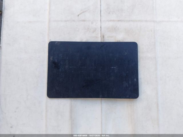 2022 TESLA MODEL 3 5YJ3E1EB2NF124584 Photo 10