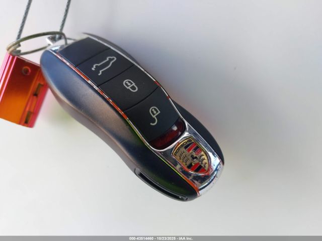 2018 PORSCHE MACAN WP1AG2A5XJLB62058 Photo 10