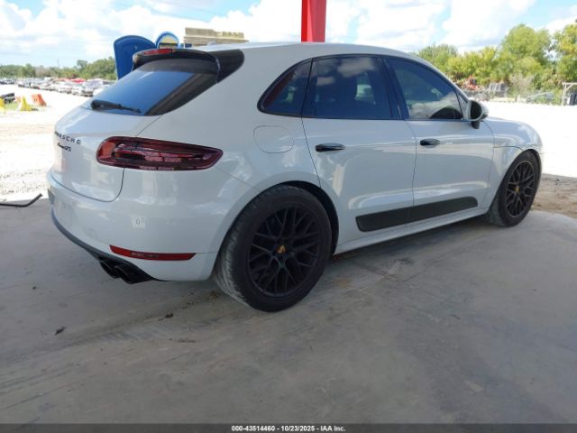 2018 PORSCHE MACAN WP1AG2A5XJLB62058 Photo 3