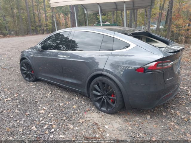 2016 TESLA MODEL X 5YJXCAE43GF001193 Photo 2