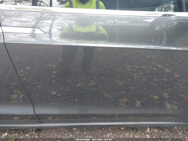 2016 TESLA MODEL X 5YJXCAE43GF001193 Photo 4