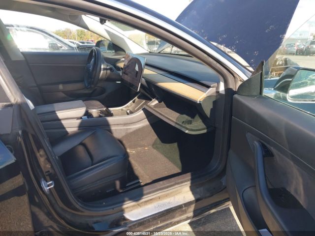 2020 TESLA MODEL 3 5YJ3E1EA2LF633689 Photo 4