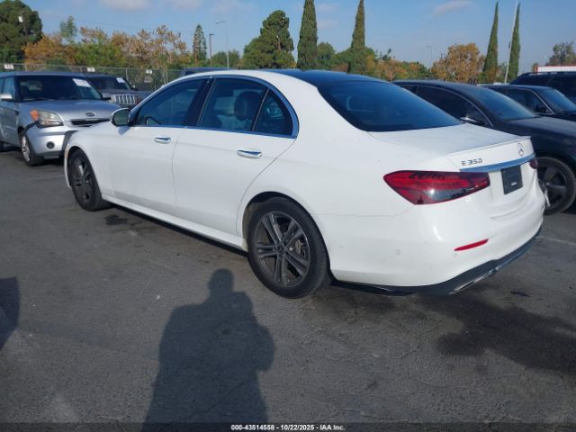 2021 MERCEDES-BENZ E 350 W1KZF8DB1MA979758 Photo 2
